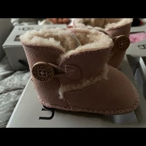Infant UGG boots. Brand new with tag..